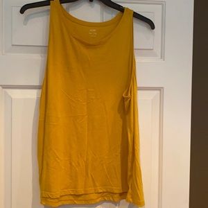 Women’s old navy tank top